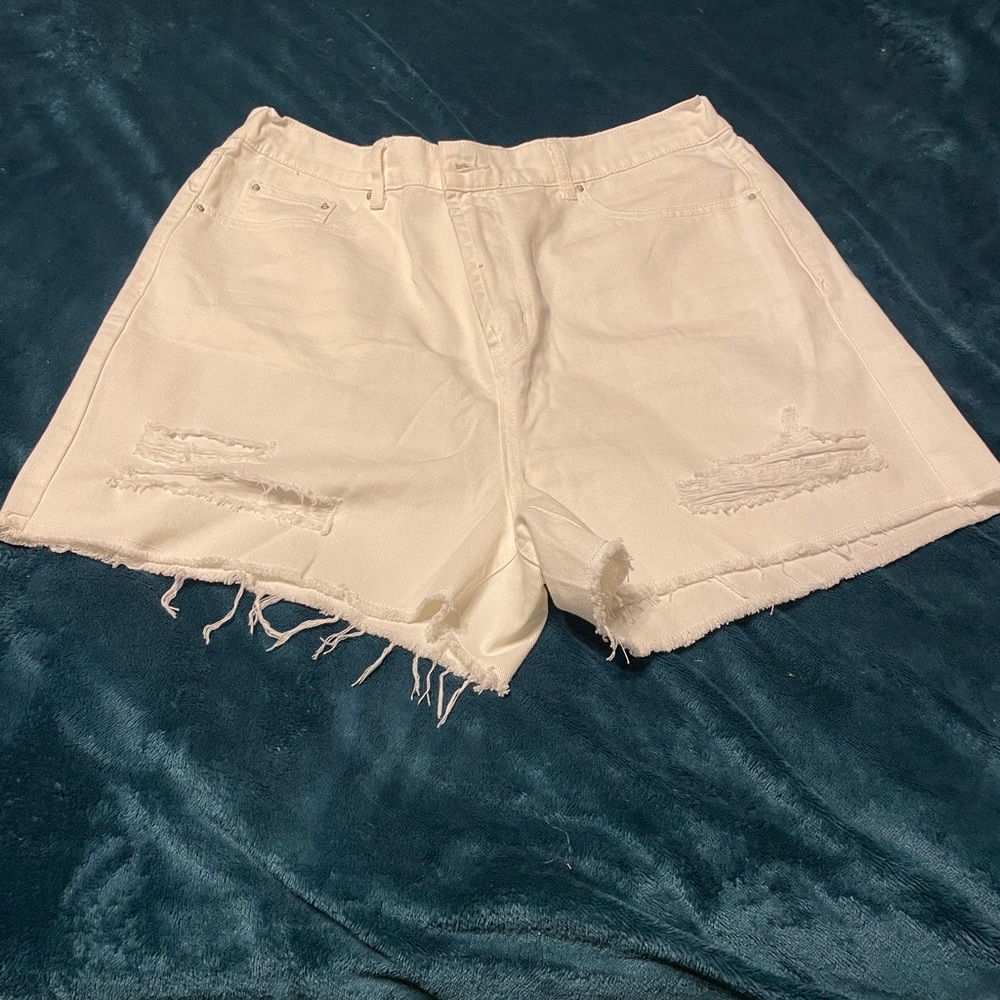 NWOT White Jean Shorts
